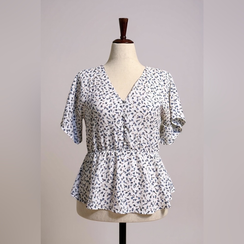 Sienna Sky Blue and White Wrap Blouse - Size S - Picture 4 of 10
